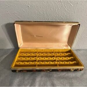 Vintage 1960’s Mele Earring Hard Shell Jewelry Box